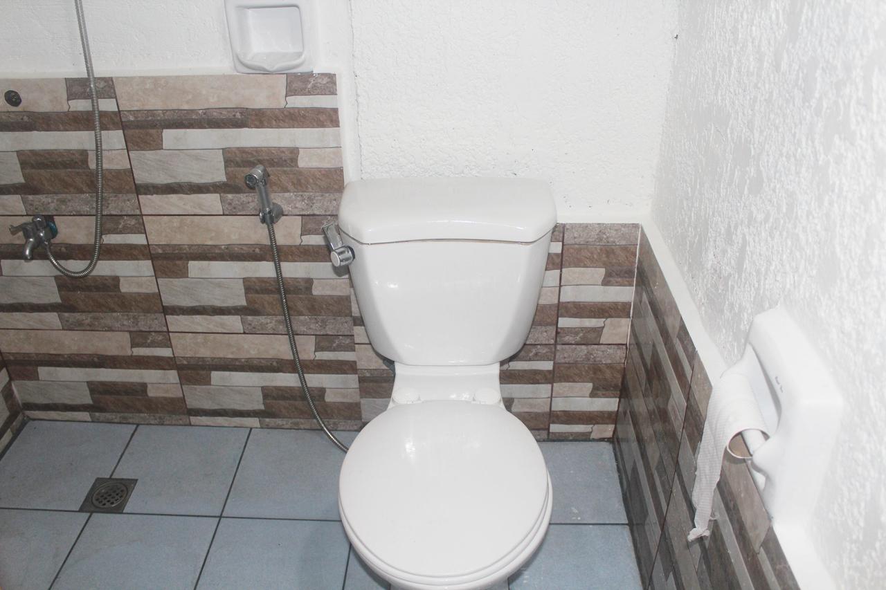 J'S Backpackers Hostel Davao ภายนอก รูปภาพ