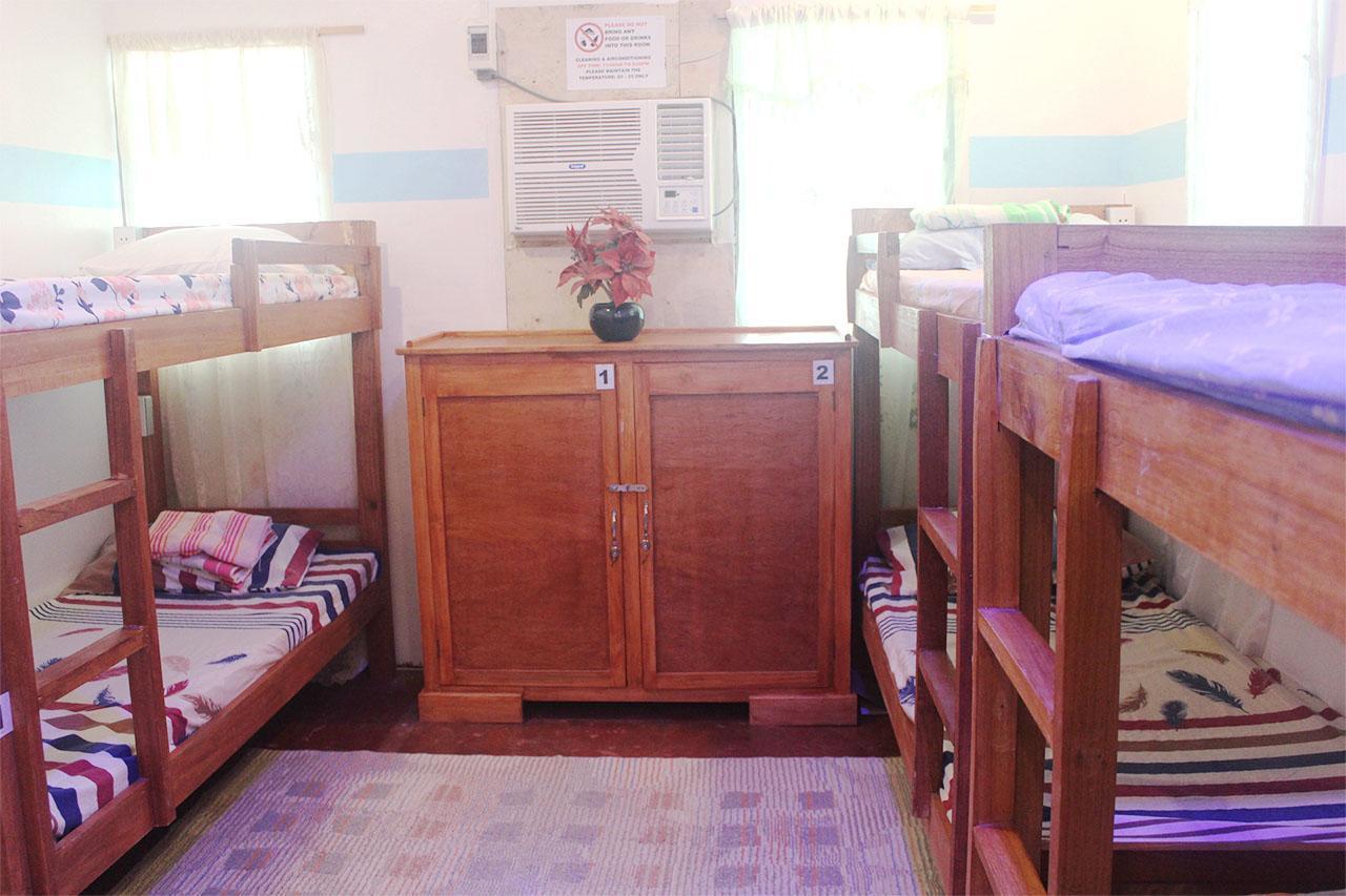 J'S Backpackers Hostel Davao ภายนอก รูปภาพ